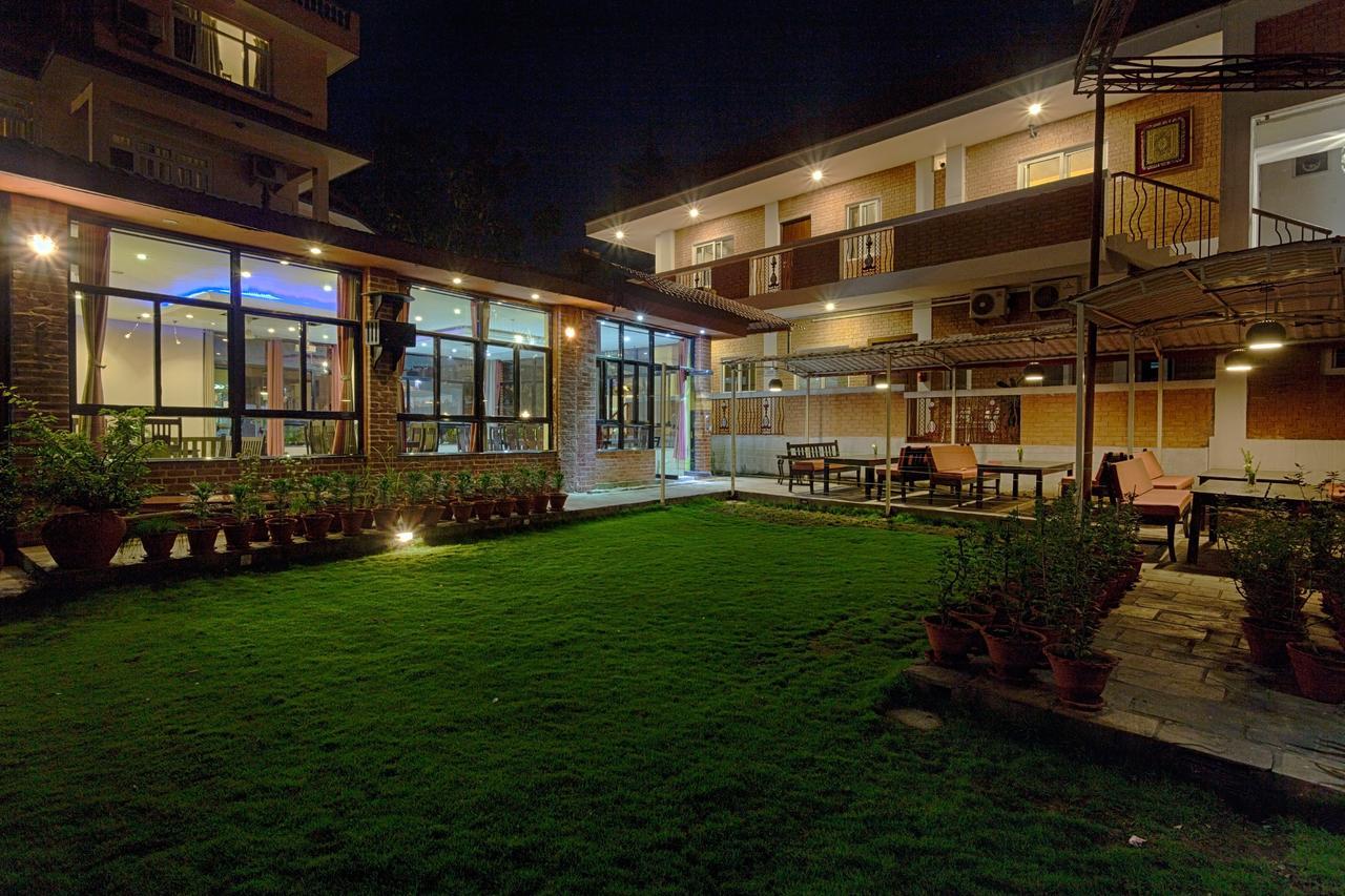 Lalitpur Shaligram Hotel & Spa المظهر الخارجي الصورة